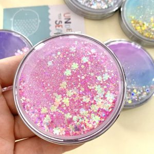 1-Yesokmarket-Folding makeup mirror--Main picture