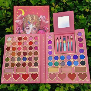 3-Yesokmarket-70 color eye shadow palette-Main picture