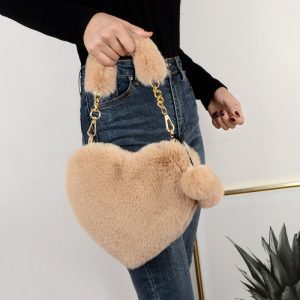 3-Yesokmarket-Plush heart-shaped tote bag-Main picture